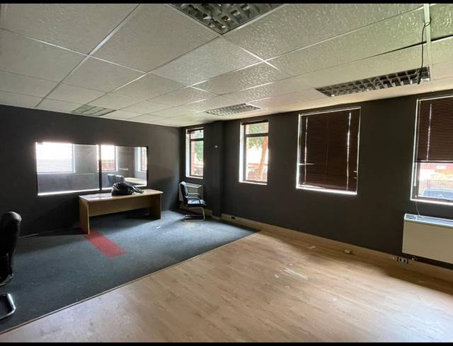 BUSINESS PROPERTY TO RENT IN LYTTELTON